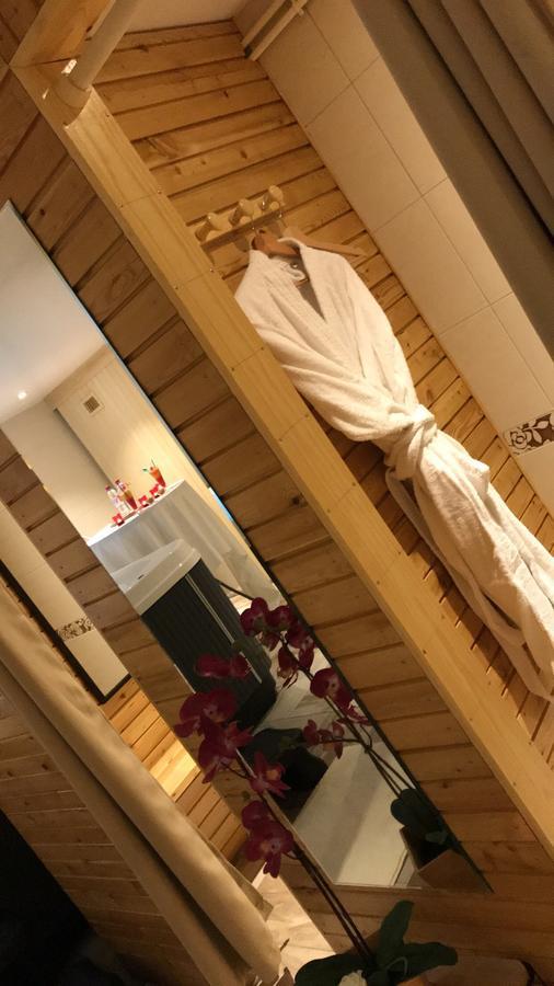Le Grand Hotel Μομπέζ Εξωτερικό φωτογραφία